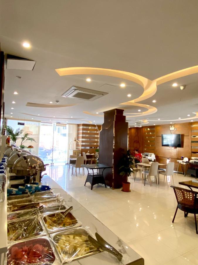 Aral Hotel Apartments 타부크 외부 사진